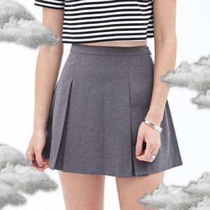 Forever 21 grey pleated skirt